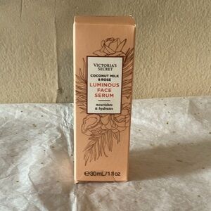 Victoria’s Secret Luminous Face Serum. NIB